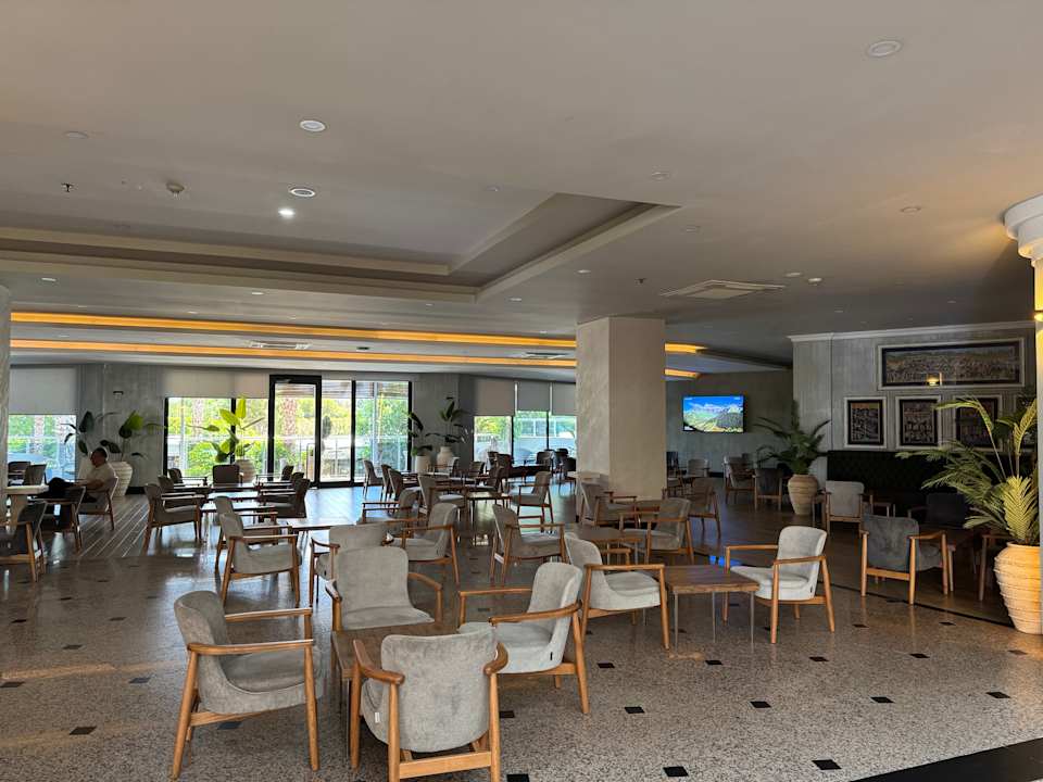 Lobby Hane Family Resort