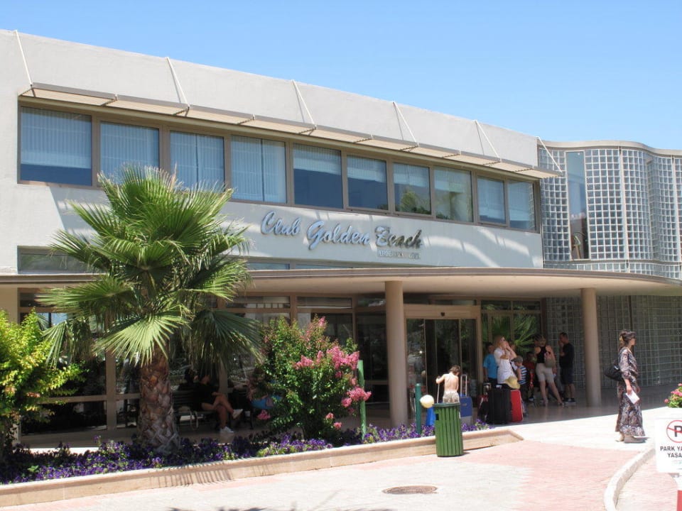 Eingang VONRESORT Golden Beach