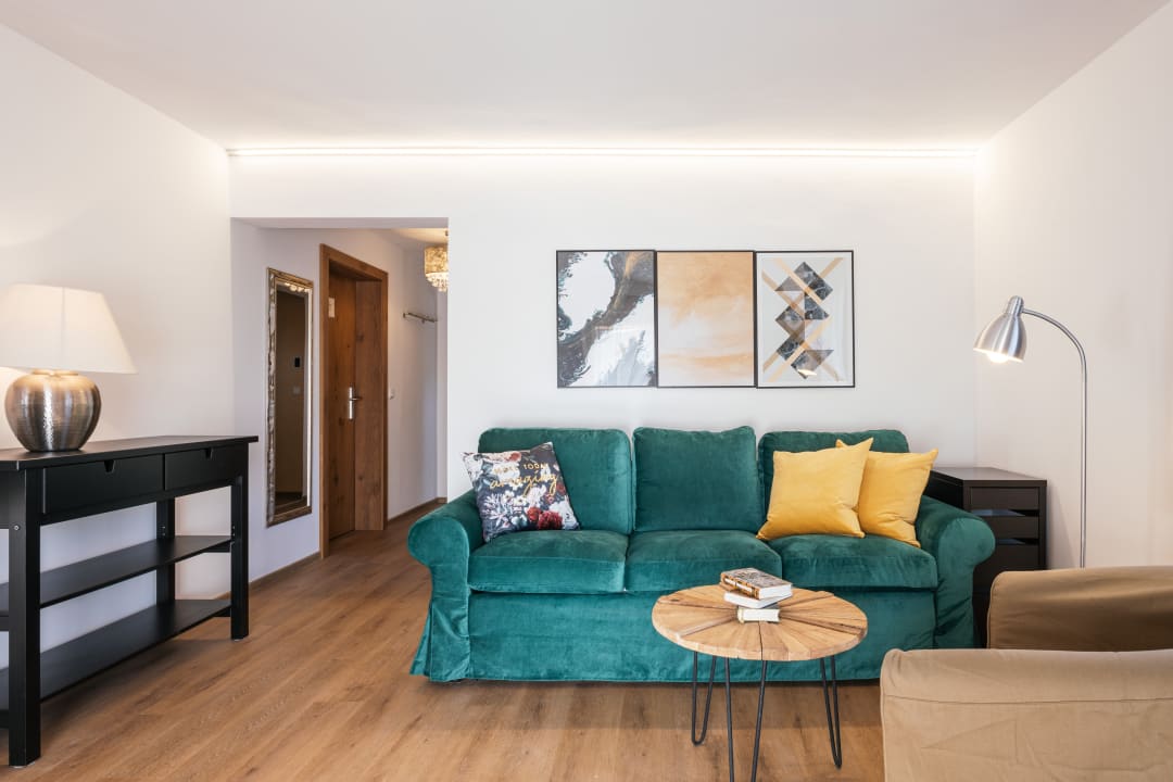 Zimmer Viktorias Home In Room Spa Appartements