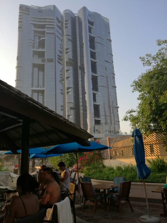 Pool Sheraton Hotel & Resort Abu Dhabi