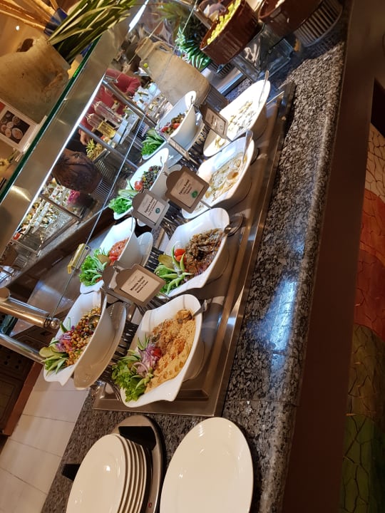 Vorspeisen Buffet  Premier Le Reve Hotel & Spa