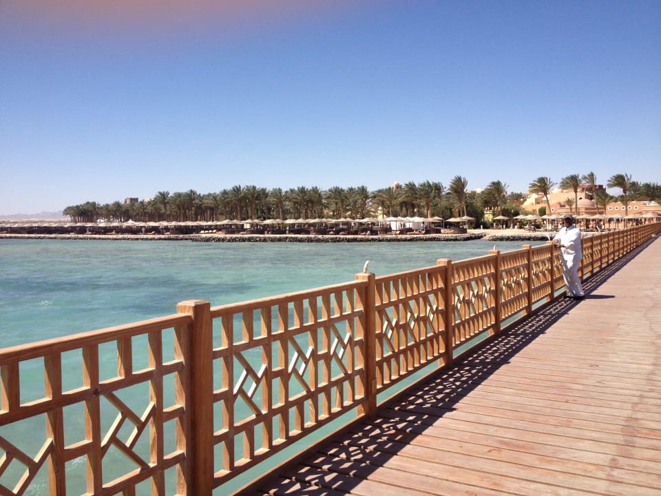 Steg zum Korallenriff Grand Makadi