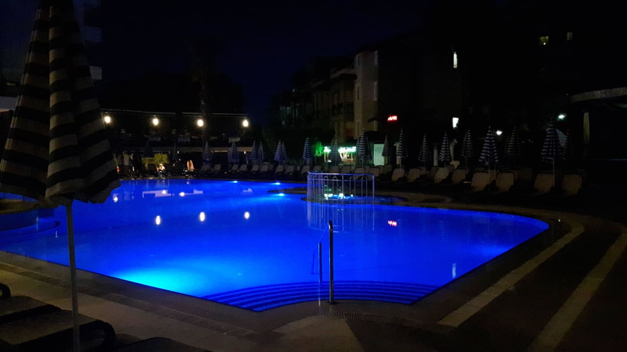Bei Nacht Hotel Gardenia Beach