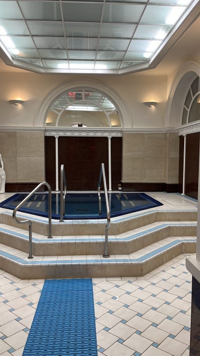 Pool Nové Lázné Ensana Health Spa Hotel