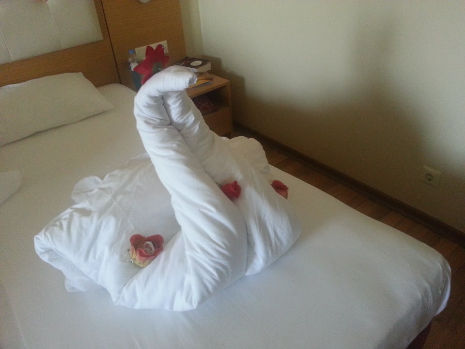 So sah unser Zimmer nach dem Saubermachen aus. Alaiye Resort & Spa