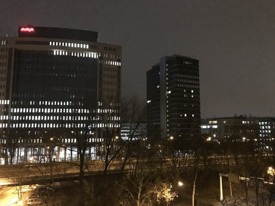 Blick von unserem Zimmer Hotel Frankfurt Messe affiliated by Meliá