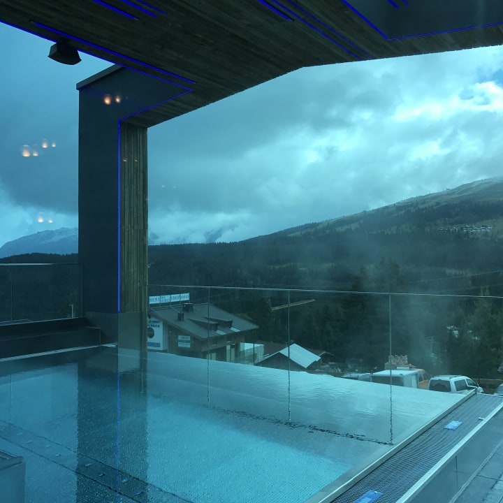 Pool MY ALPENWELT Resort