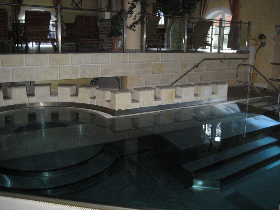 Burgtherme Dilly - Das Nationalpark Resort