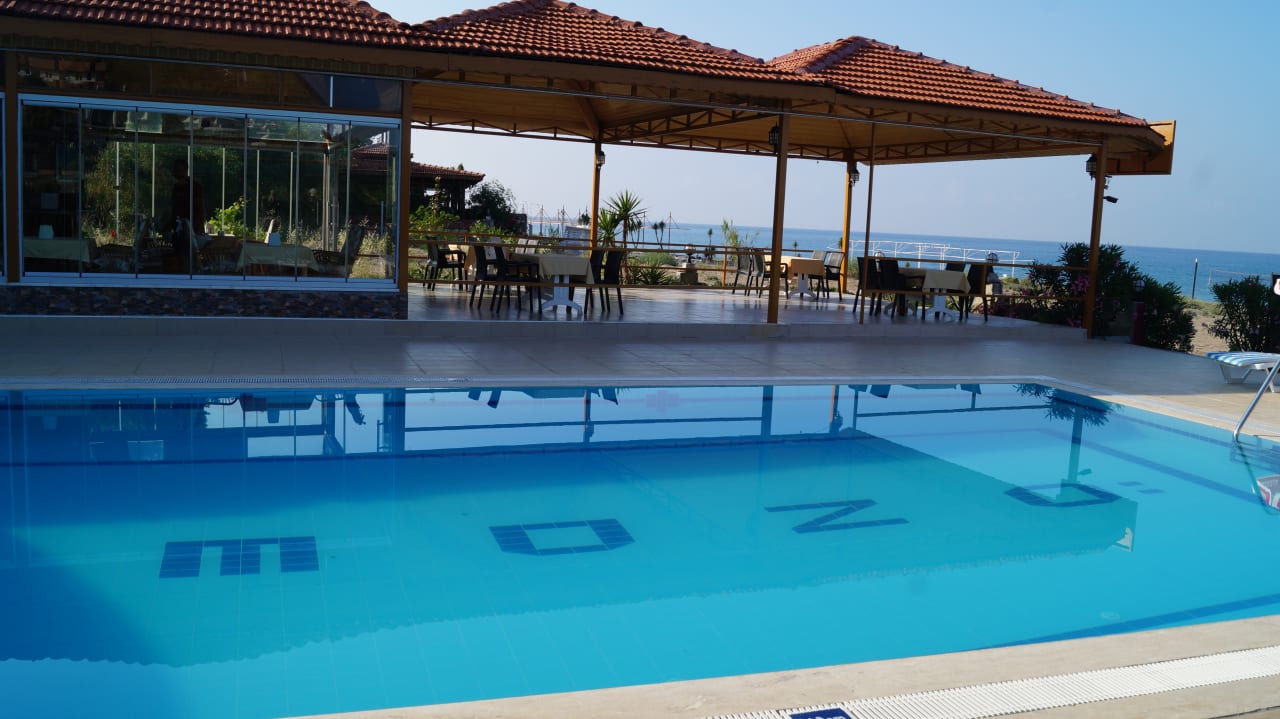 Pool Önder Yildiz Hotel