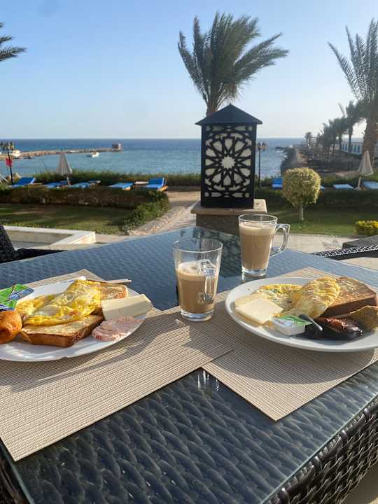 Gastro Royal Star Beach Resort