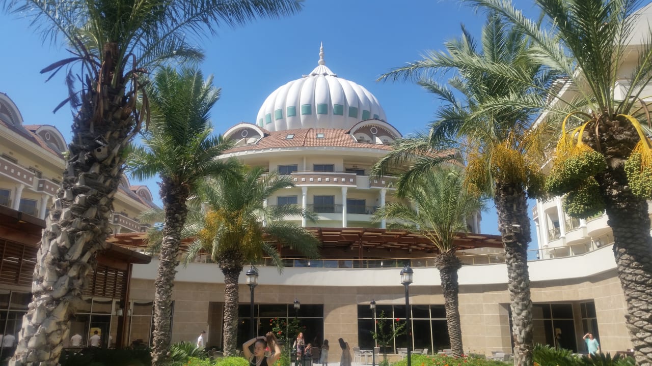Außenansicht Kirman Belazur Resort & Spa