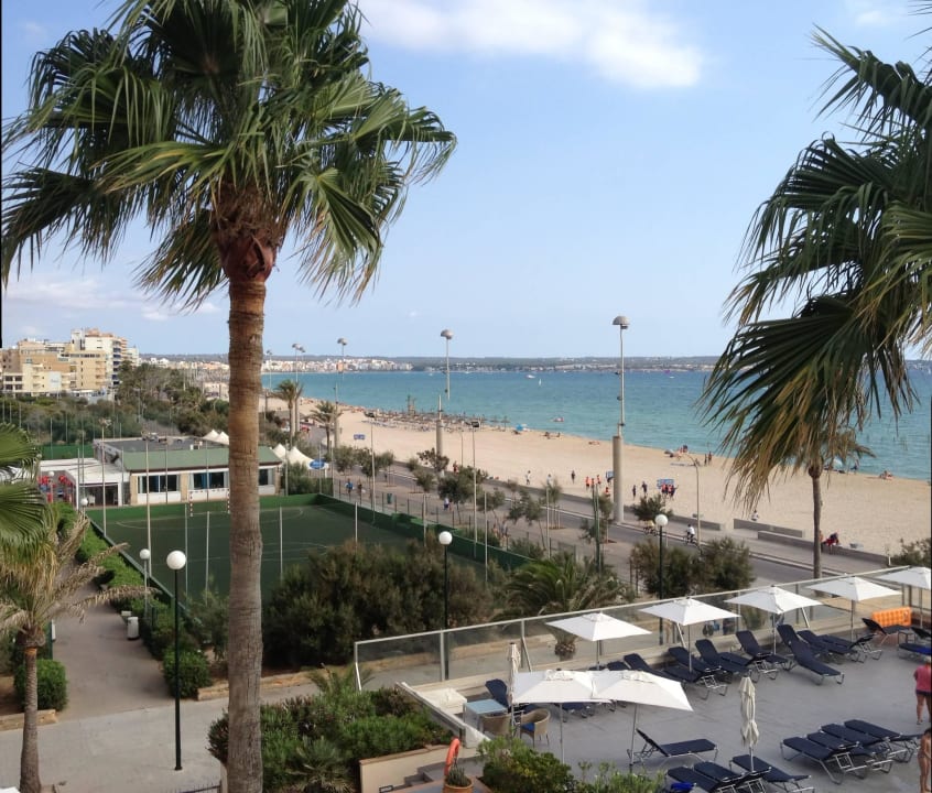 Blick vom Balkon Aparthotel Fontanellas Playa