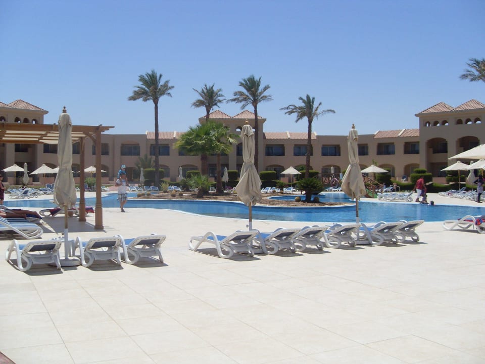 Einer von vielen Pools Cleopatra Luxury Resort Makadi Bay