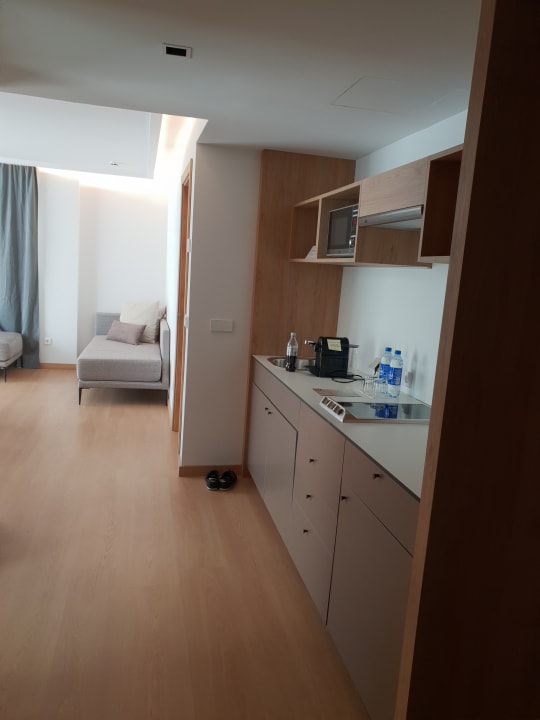 Zimmer Kyrat Amarac Suites