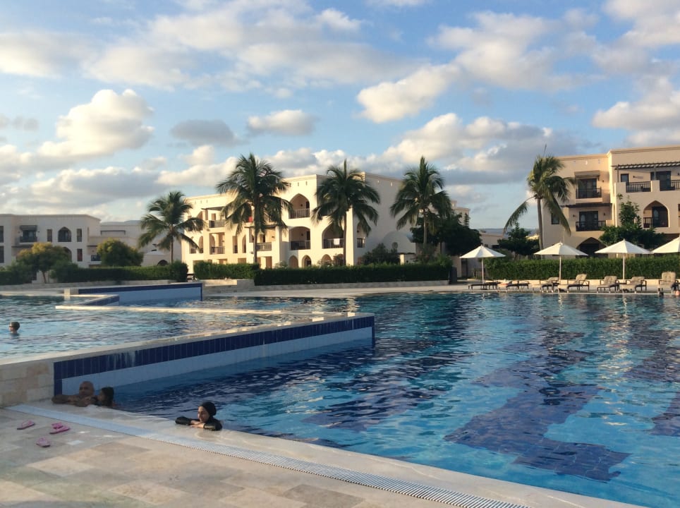 Pool Salalah Rotana Resort