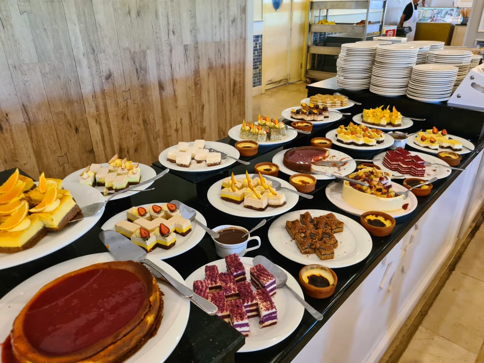 Gastro Sunrise Resort Hotel