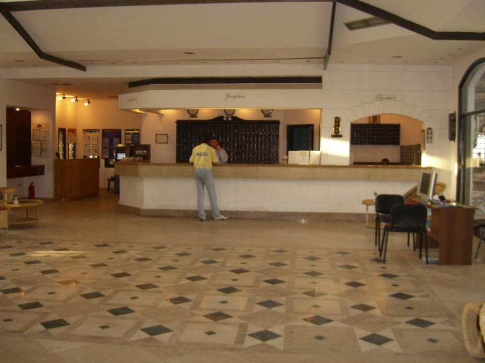 Rezeption/Lobby Lotus Bay Beach Resort