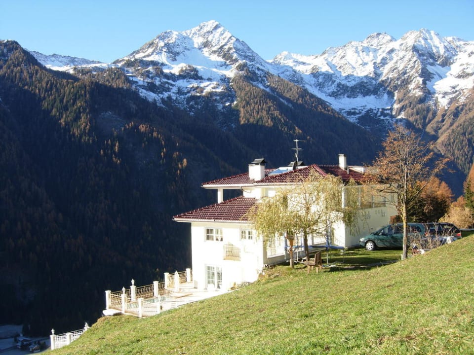 Rückansicht Landpalais Das Land-Palais