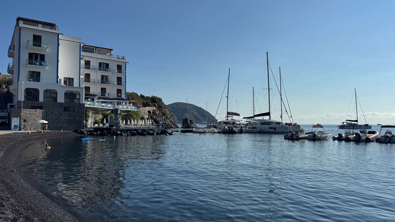 Außenansicht Hotel Rocce Azzurre