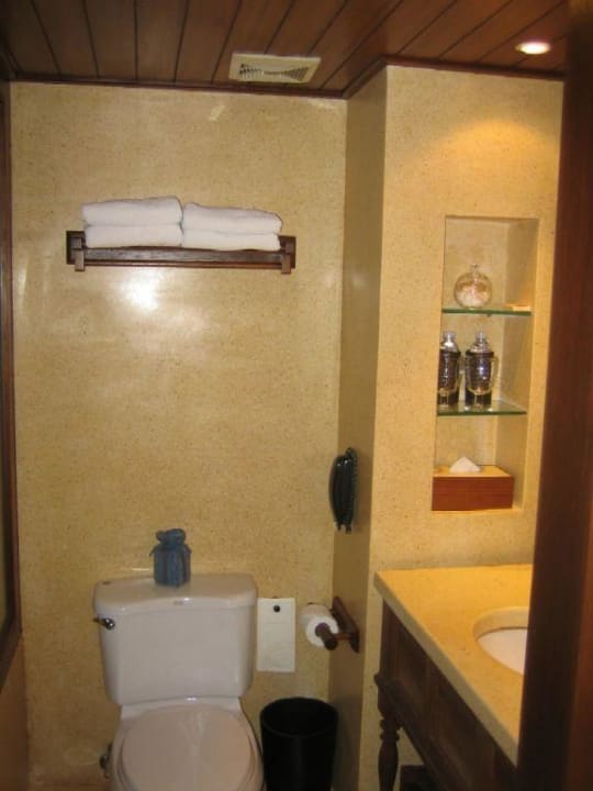 Blick in das Badezimmer Anantara Hua Hin Resort