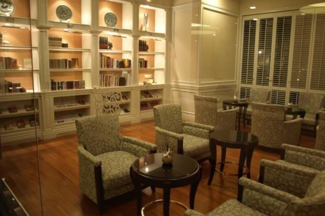 Bibliothek Grande Centre Point Hotel Ratchadamri Bangkok
