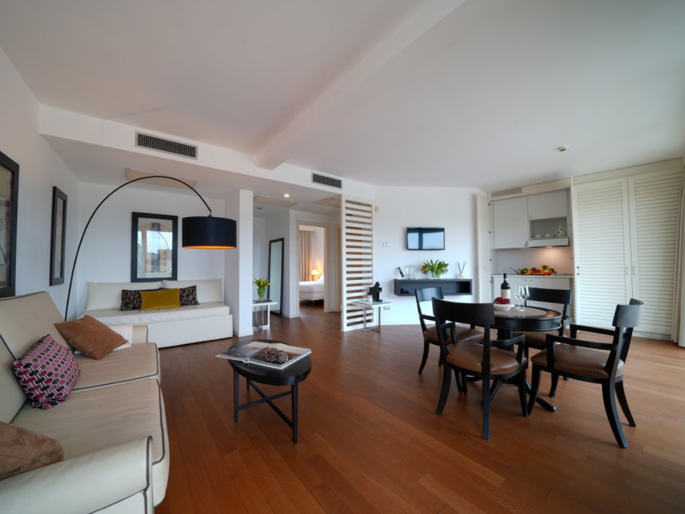 Zimmer Pisa Tower Plaza