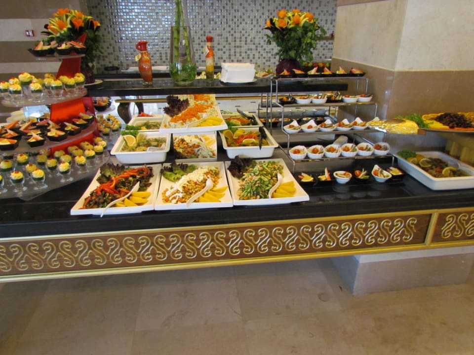 Abendbüffet Diamond Excellence Resort & Spa