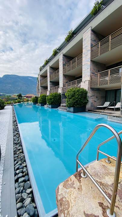 Pool Weinegg Wellviva Resort