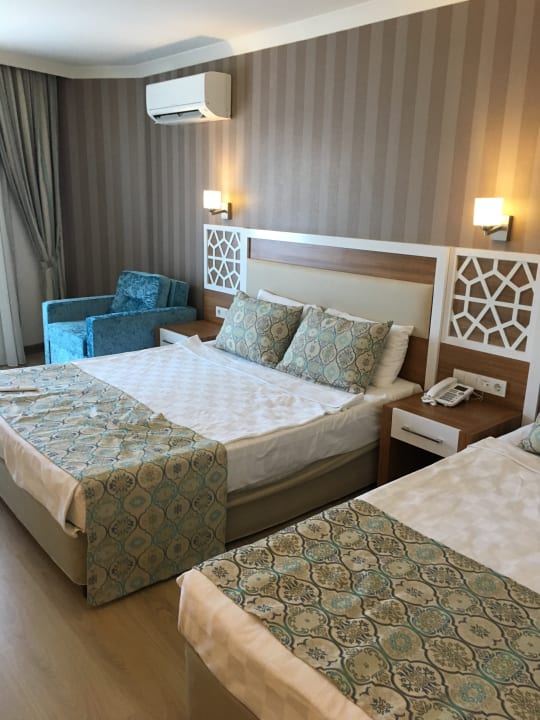 Zimmer Lonicera Resort & Spa Hotel