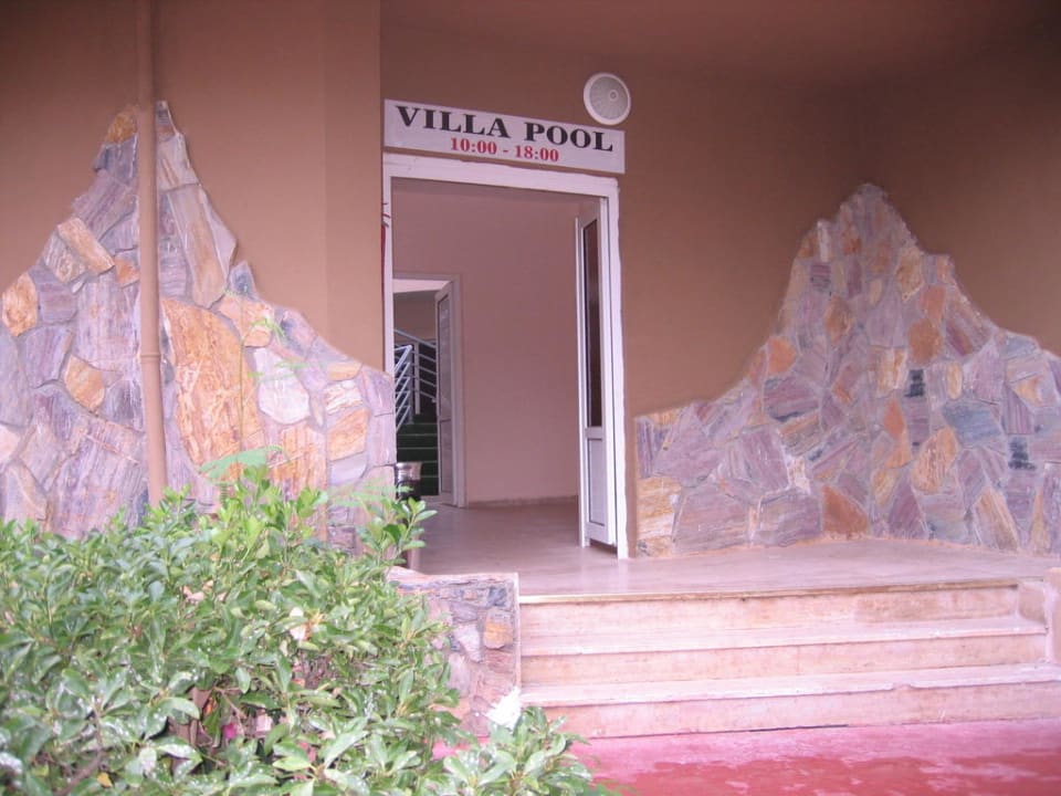 Zum Ruhepool Mira Meridia Beach Hotel