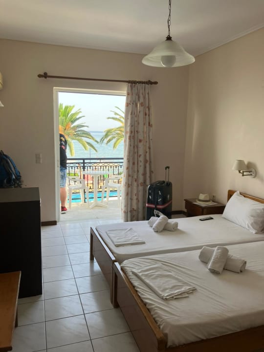 Zimmer Hotel Chryssi Akti & Paradise Beach - Paradise Beach