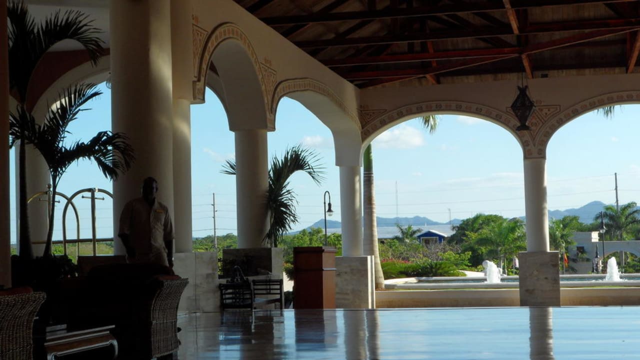 Offene Lobby Wyndham Alltra Punta Cana