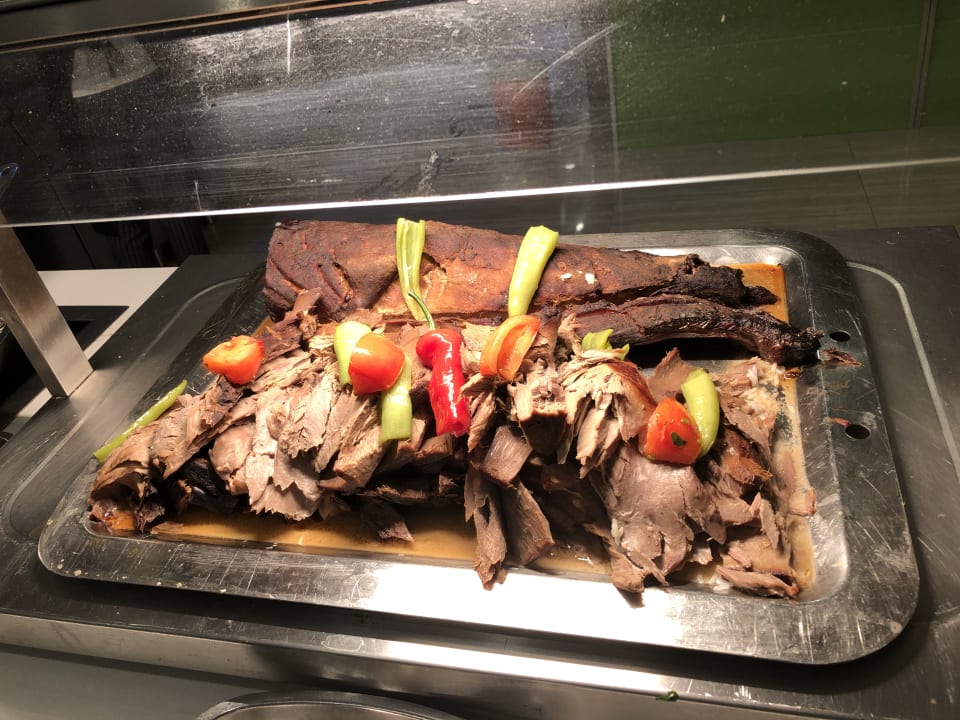 Gastro The Sense Deluxe Hotel