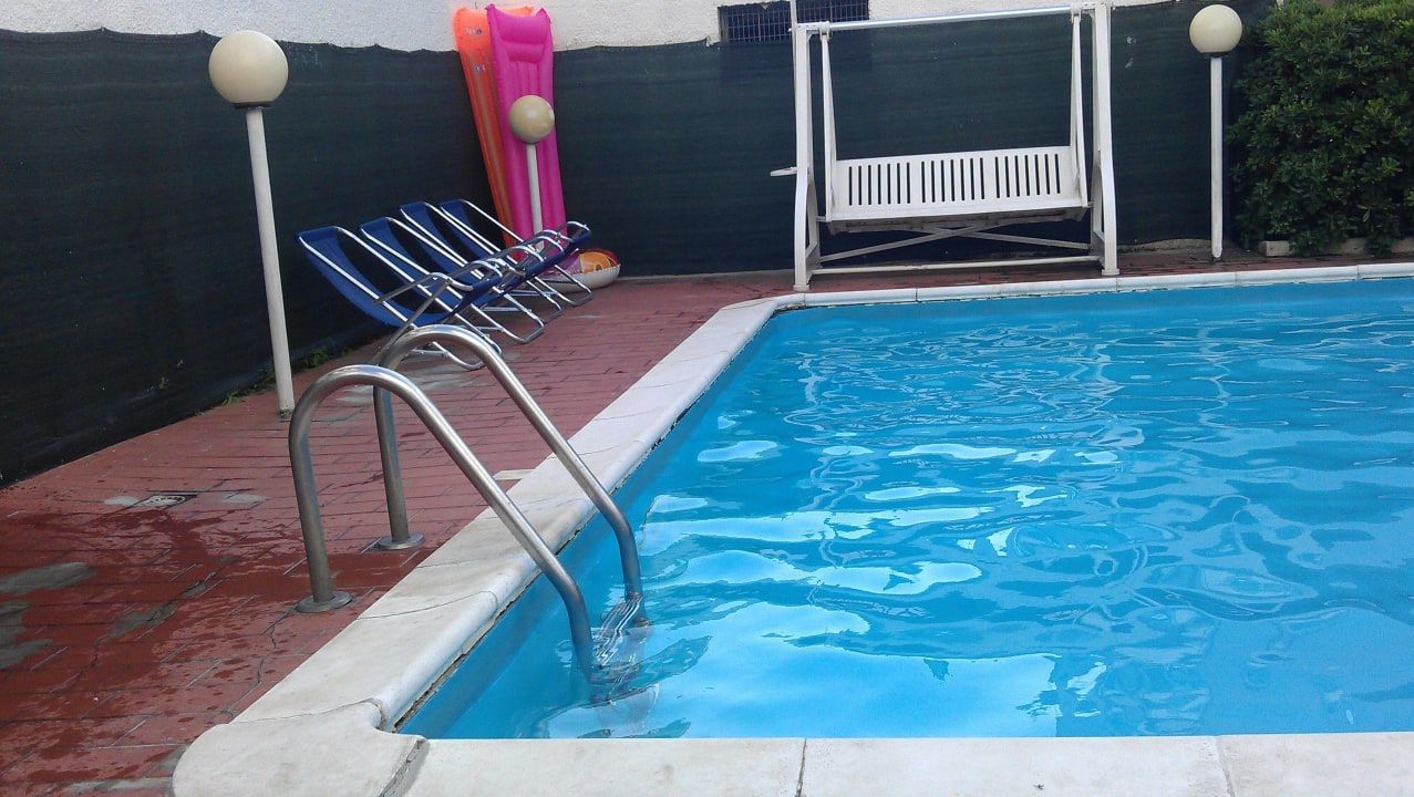 Pool ansich sauber Hotel Costa D'oro