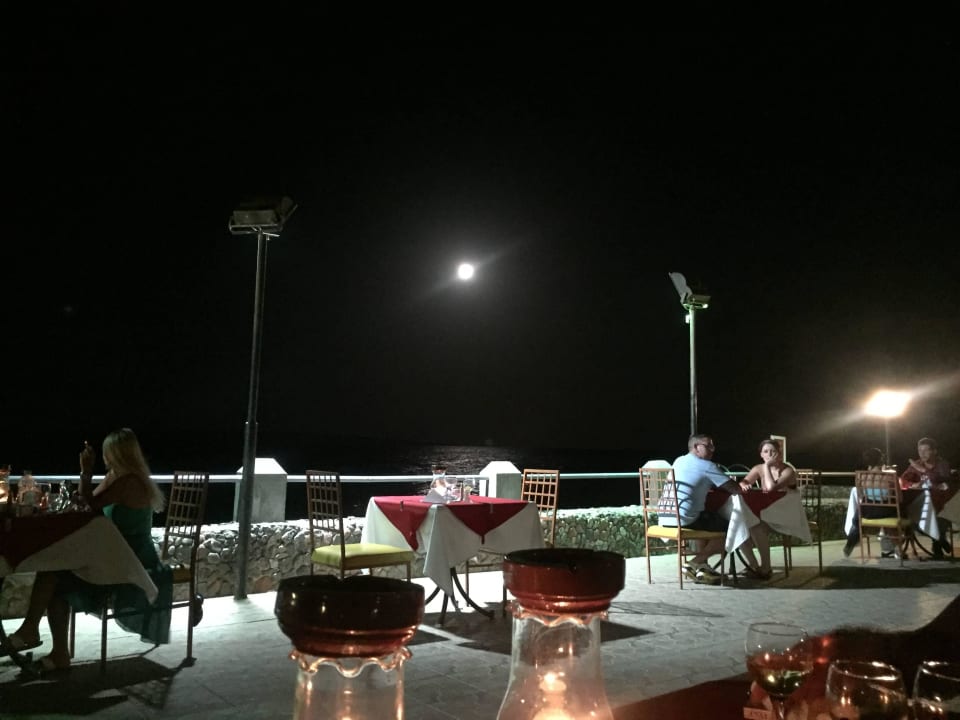 Dinner Arabia Azur Resort