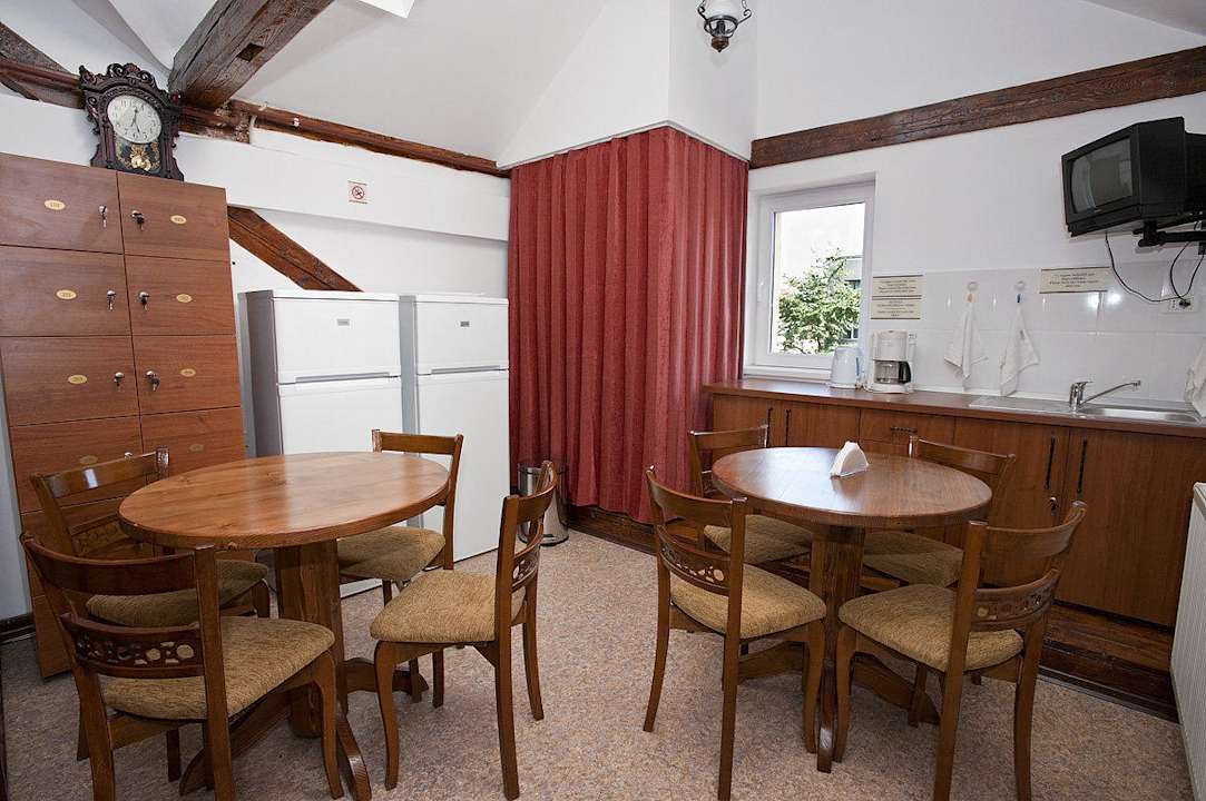 Fully equipped shared kitchen Residence Ambient - serviced rooms and apartments