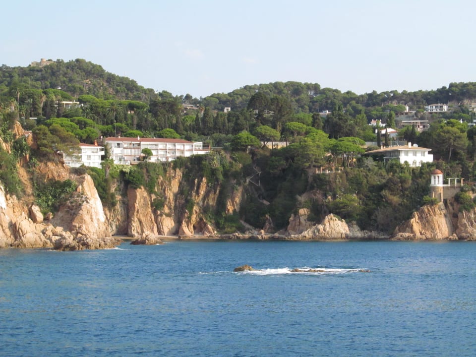 Средиземное море, домики, зелень Hotel Blanes