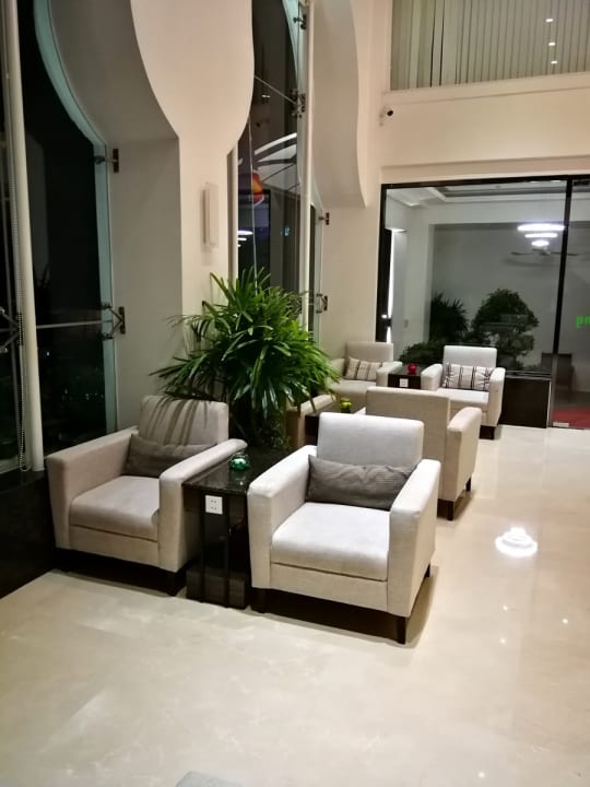 Eingang Harmony Phnom Penh Hotel