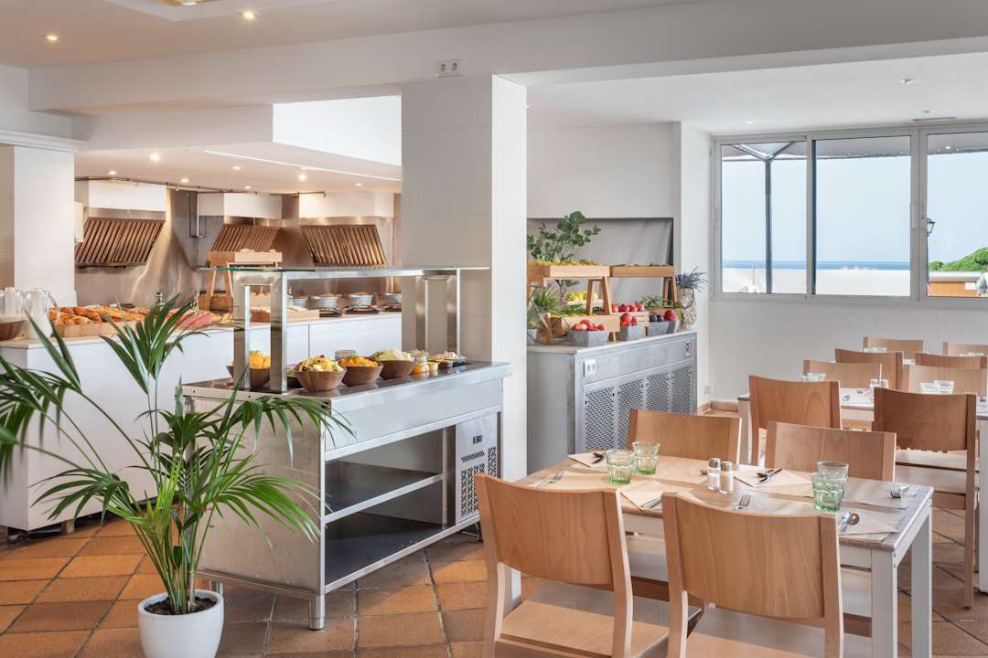 Gastro Sol Milanos Pinguinos by Melia