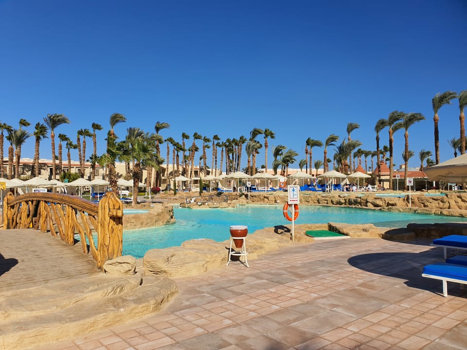 Pool Beach Albatros Resort