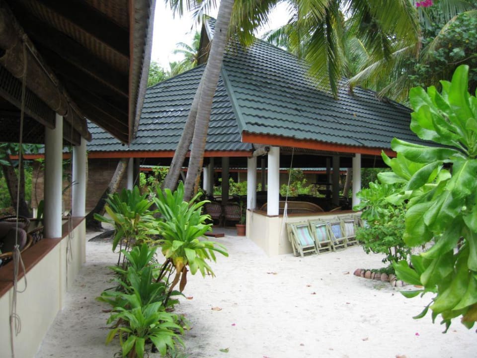 Lobby/Fernsehbungi Vilamendhoo Island Resort & Spa