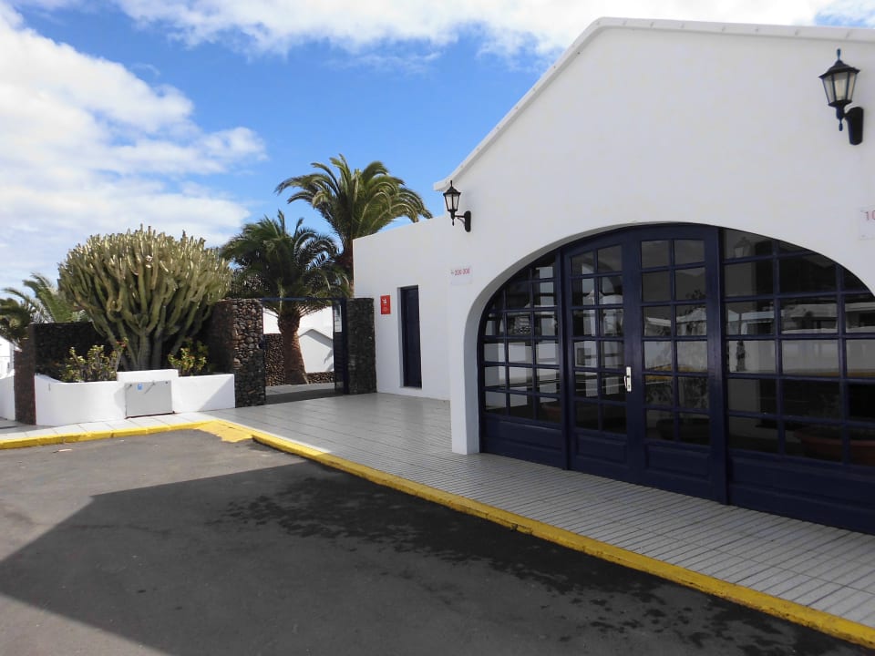 Entrata sul retro Relaxia Olivina