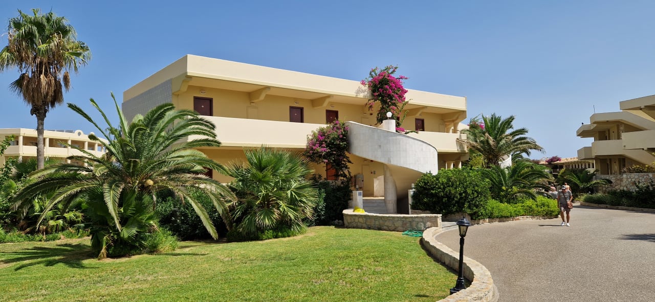 Gartenanlage Hotel Kalithea Horizon Royal