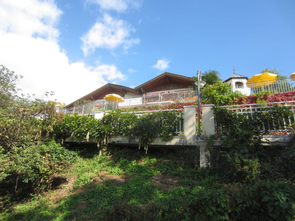 Vom Wanderweg unterhalb des Hotels fotografiert Hotel Krause