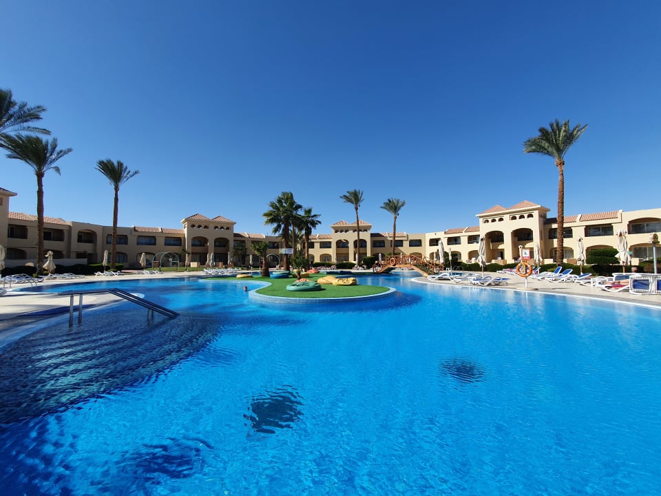 Pool Cleopatra Luxury Resort Makadi Bay