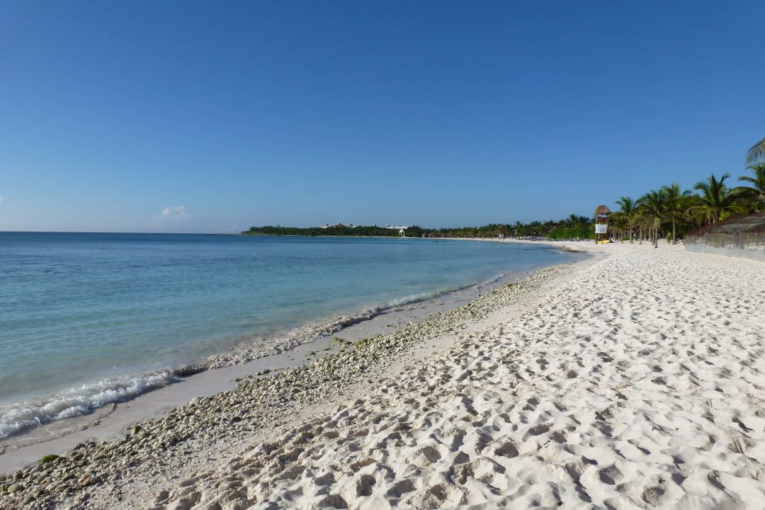 The beach Grand Palladium Kantenah Resort & Spa