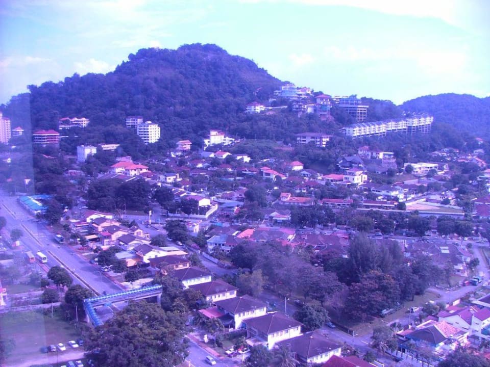 Blick zum Ort Rainbow Paradise Beach Resort
