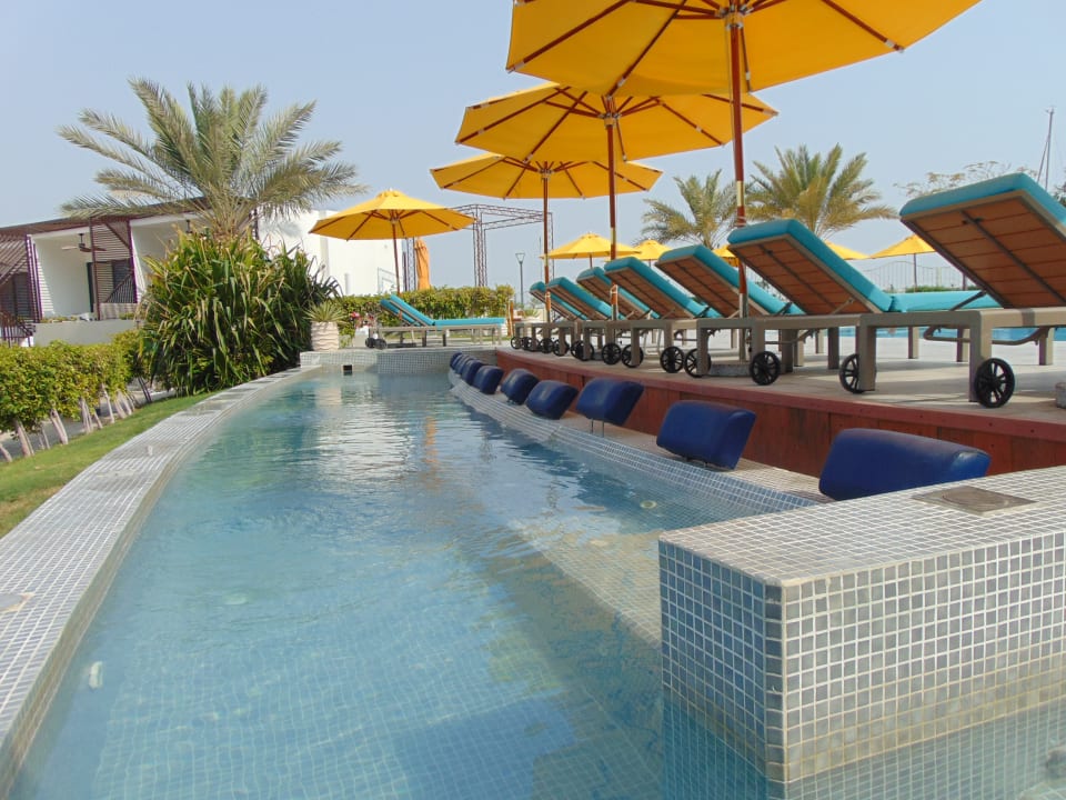 Pool The Art Hotel & Resort