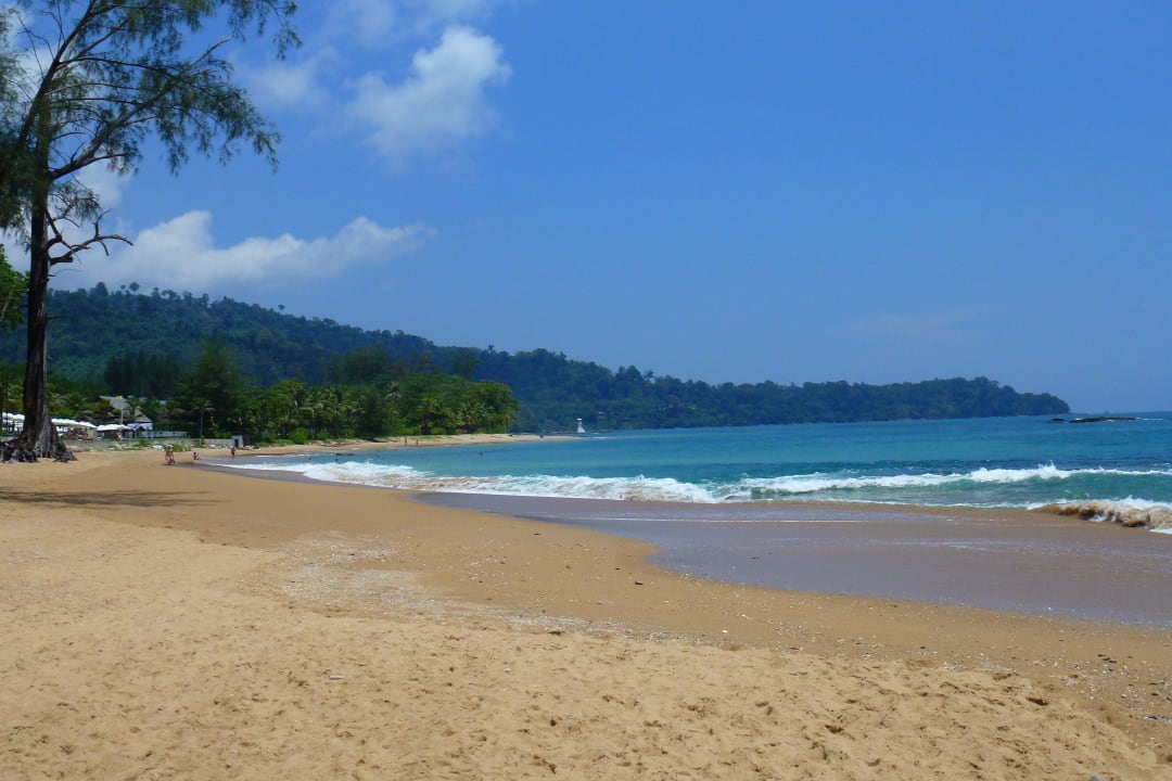 Weitläufiger Strand The Sands Khao Lak by Katathani