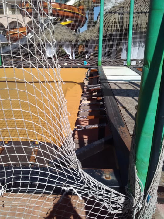 Sport & Freizeit Well Palace Side